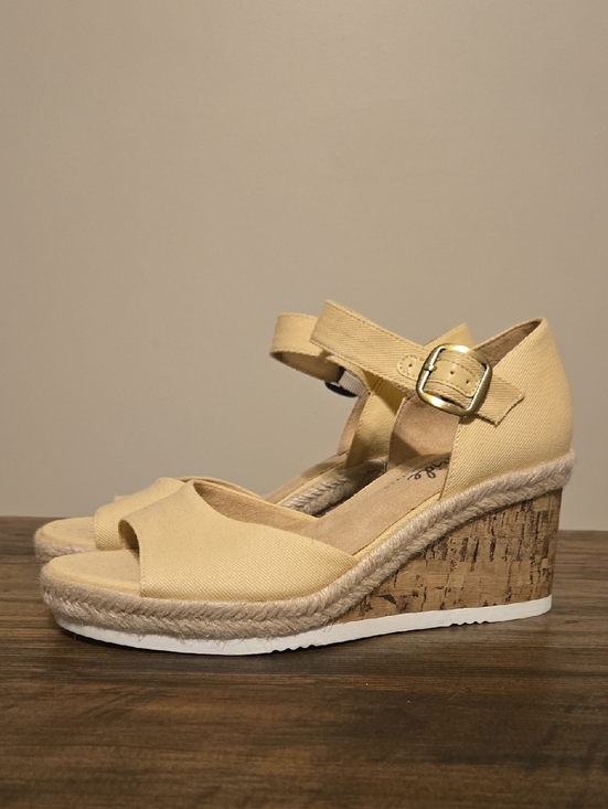 Life Stride Shoes - LifeStride Go For It Women's Wedge Sandals - Pale Yellow 7W NWOT Life Stride